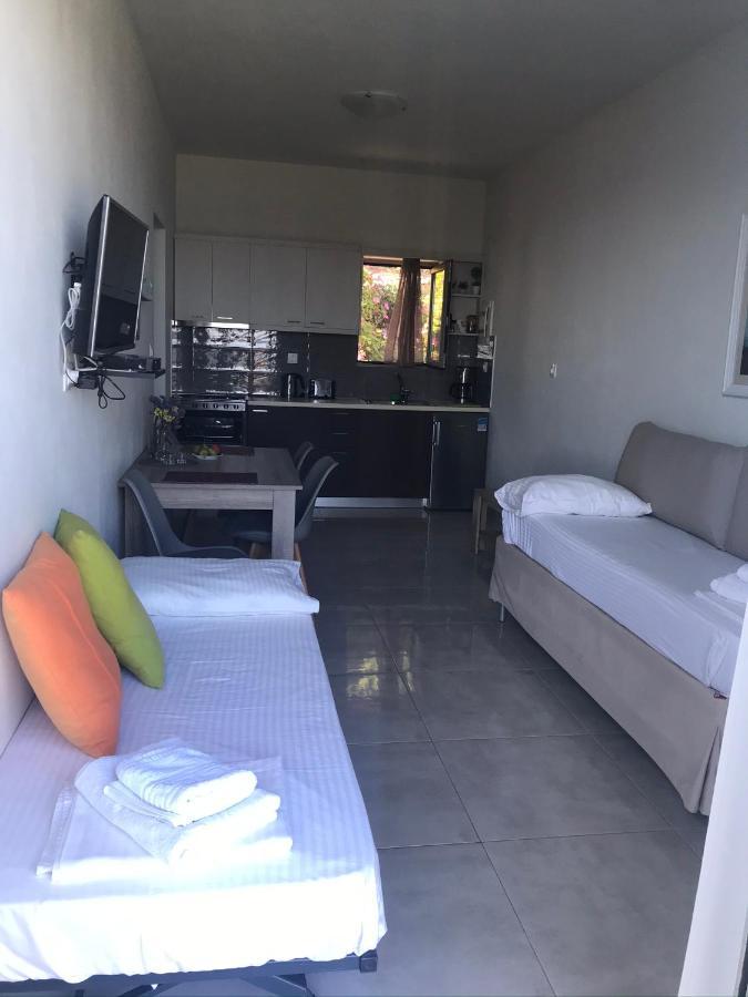 Galini Apartment'S-Suites Skaloti Ngoại thất bức ảnh